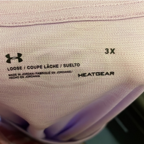 Under Armour Loose Fit Top - Picture 3 of 3